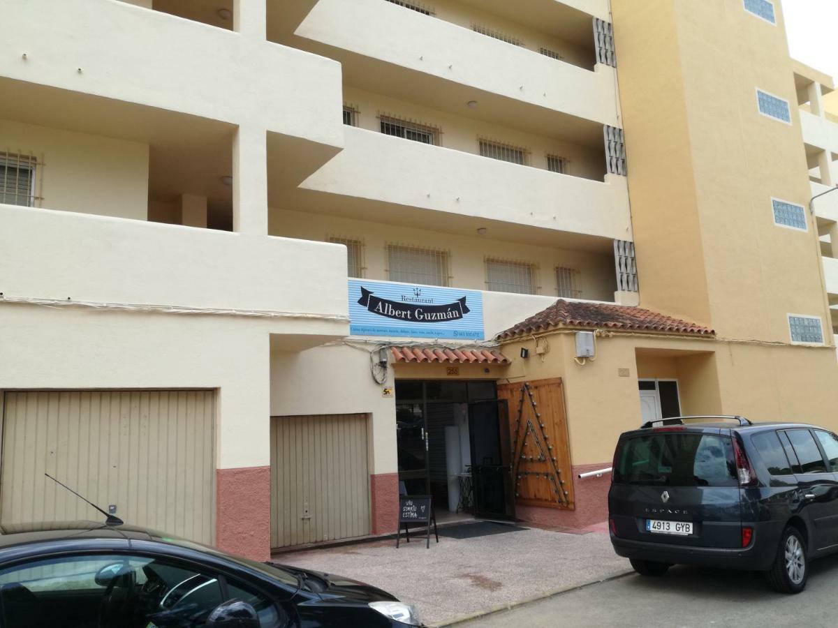 Atico Primer Linea De Mar Con Piscina En Ebrehogar Sant Carles De La Rapita Ngoại thất bức ảnh